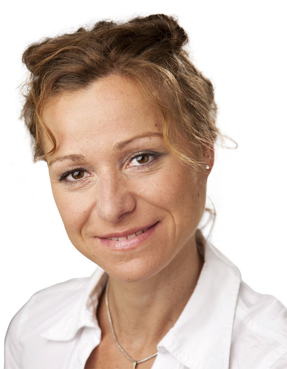 Prof. Dr. Dr. Julia Krampitz – Deutsche Hochschule f&uuml;r Pr&auml;ventation und Gesundheitsmanagement (DHfPG)
