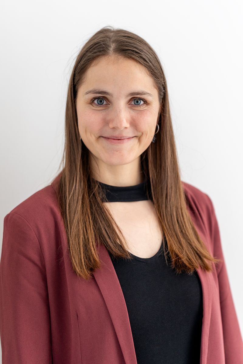 Annabella J&auml;ger – Deutschen Hochschule f&uuml;r Pr&auml;vention und Gesundheitsmanagement (DHfPG) und der BSA-Akademie